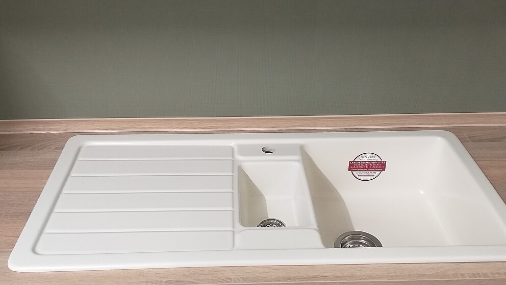 Keramikspüle mit Restebecken von Systemceram